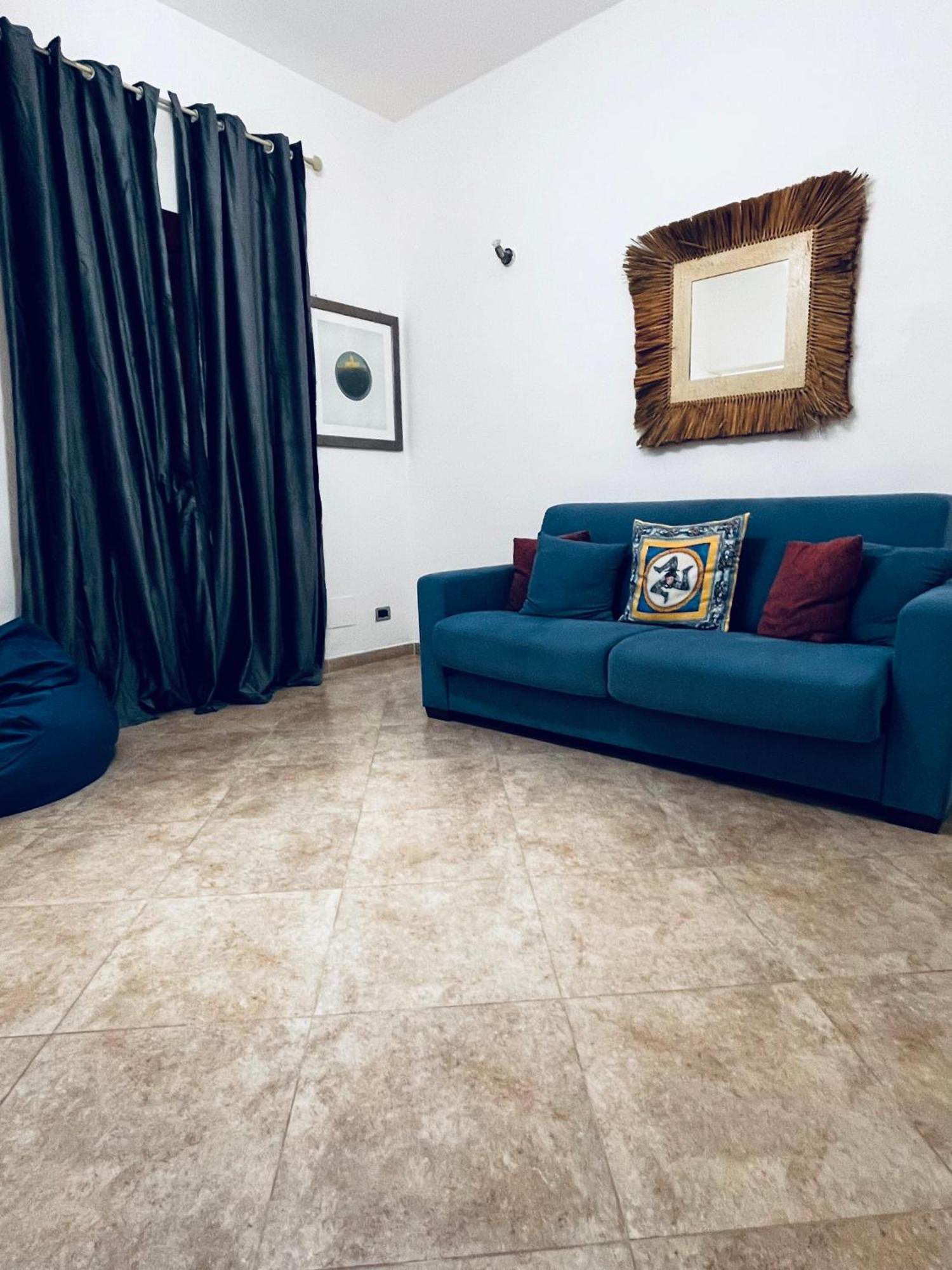 Sicilia Vacation Rooms Trapani Exterior photo